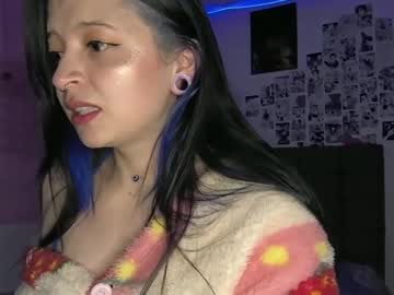 Strawberrynicee Chaturbate stream image from July 21, 2025