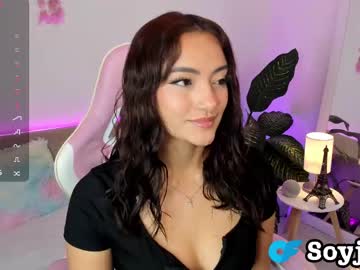 Bbybot Chaturbate stream image from July 21, 2025