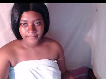 Clawdeen_Gh Chaturbate stream image from July 21, 2025