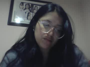 Sweetyypeach Chaturbate stream image from July 21, 2025