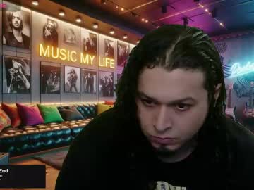 Chinoroz Chaturbate stream image from July 21, 2025