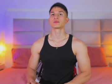 Jhosua_Hunt Chaturbate stream image from July 21, 2025