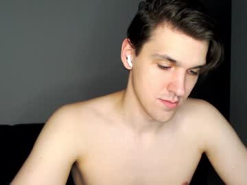 Mateo_Zeus Chaturbate stream image from July 21, 2025