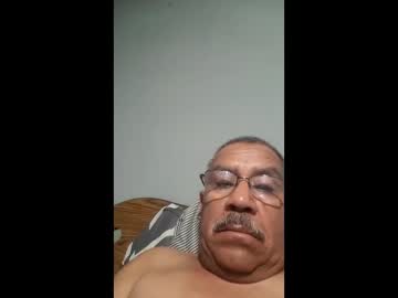 Mexicanhotcouple Chaturbate stream image from July 21, 2025