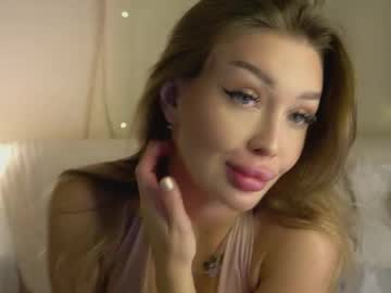 Angelbengs Chaturbate stream image from July 21, 2025