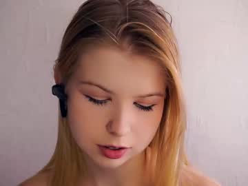 Ainsleyellick Chaturbate stream image from July 21, 2025