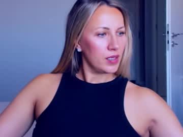 Susanjewel Chaturbate stream image from July 21, 2025