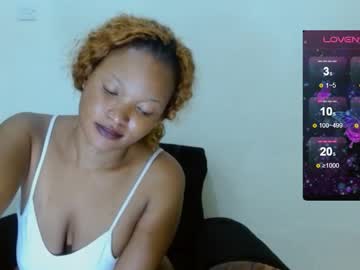 Chocolatemilkebony Chaturbate stream image from July 21, 2025