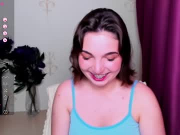 Kindhazelhere_ Chaturbate stream image from July 21, 2025