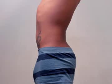 Oliverward Chaturbate stream image from July 21, 2025