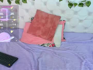 Andrea_Williams24 Chaturbate stream image from July 21, 2025