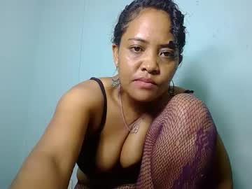 Pouniecute Chaturbate stream image from July 21, 2025