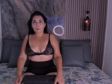 Charlottejwilliams Chaturbate stream image from July 21, 2025