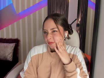 Emily_Layton Chaturbate stream image from July 21, 2025