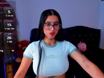 Luanabonasx Chaturbate stream image from July 21, 2025