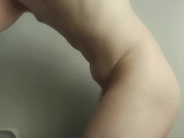 Ohmygosh00 Chaturbate stream image from July 21, 2025