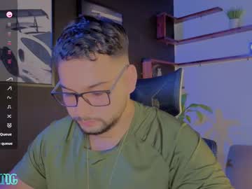 Andrew_Brownn Chaturbate stream image from July 21, 2025