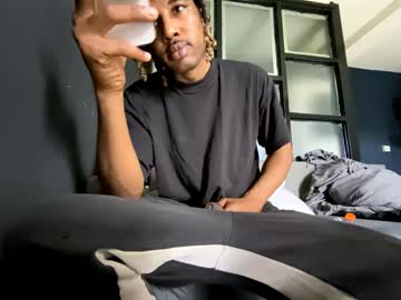 Jamelw31 Chaturbate stream image from July 21, 2025