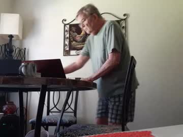 Lovetobeseen9 stream image from July 21, 2025