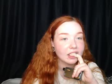 Idaredfoxx Chaturbate stream image from July 21, 2025