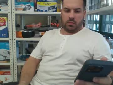 Juankam9230 Chaturbate stream image from July 21, 2025