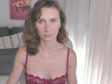 Shesleepsnaked Chaturbate stream image from July 21, 2025