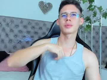 Austiin_Ross Chaturbate stream image from July 21, 2025
