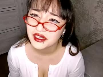 Esmeborne Chaturbate stream image from July 21, 2025