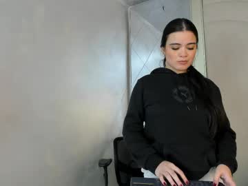 Camilasofiia Chaturbate stream image from July 21, 2025