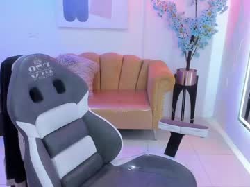 Chloe_Andrewss Chaturbate stream image from July 21, 2025