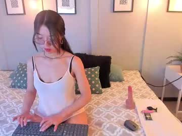 Mikaela_Dh Chaturbate stream image from July 21, 2025