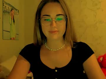 Luxie_Queen Chaturbate stream image from July 21, 2025