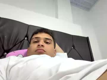 Stramberryxxx Chaturbate stream image from July 21, 2025
