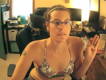 Femme_En_Fleur Chaturbate stream image from July 21, 2025