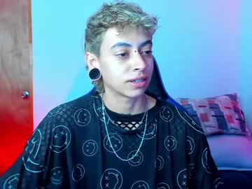Alex_Poett Chaturbate stream image from July 22, 2025