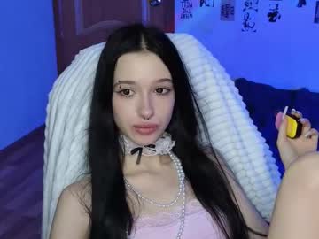 Lissaelison Chaturbate stream image from July 22, 2025