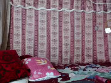 Scoott_Yenifer Chaturbate stream image from July 22, 2025