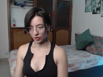 Alicee_Logan_ Chaturbate stream image from July 22, 2025