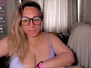 Foxxxy__Lady Chaturbate stream image from July 22, 2025