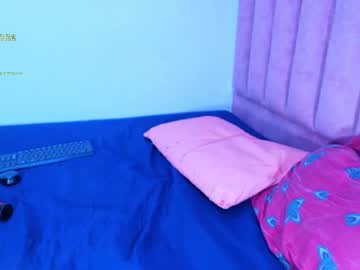 Annieberlin Chaturbate stream image from July 22, 2025