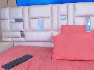 Emma_Curvy1 Chaturbate stream image from July 22, 2025