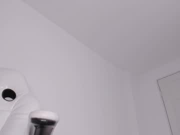 Bella_Adams_ Chaturbate stream image from July 22, 2025