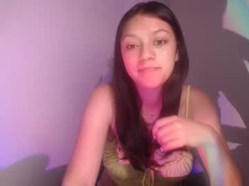 Evangelinee_Petiite Chaturbate stream image from July 22, 2025