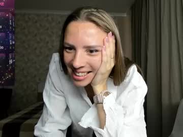 Kiaracoule Chaturbate stream image from July 22, 2025