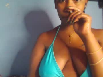 Sexie_Curvie Chaturbate stream image from July 22, 2025