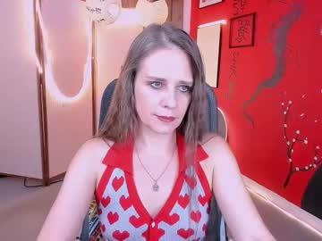 Emiliabedy Chaturbate stream image from July 22, 2025
