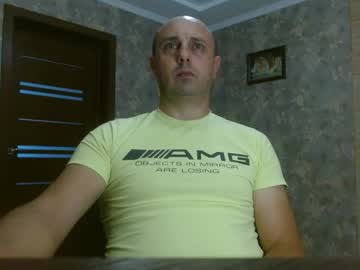 Tolianuch Chaturbate stream image from July 22, 2025