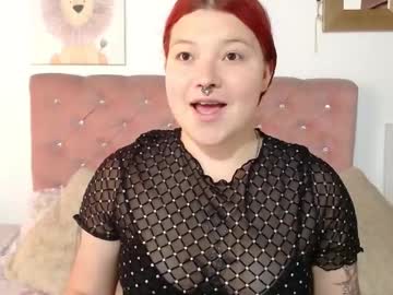 Celesteredds Chaturbate stream image from July 22, 2025