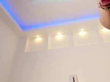 1m_Bella Chaturbate stream image from July 22, 2025