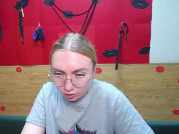 Beatriceflyy Chaturbate stream image from July 22, 2025
